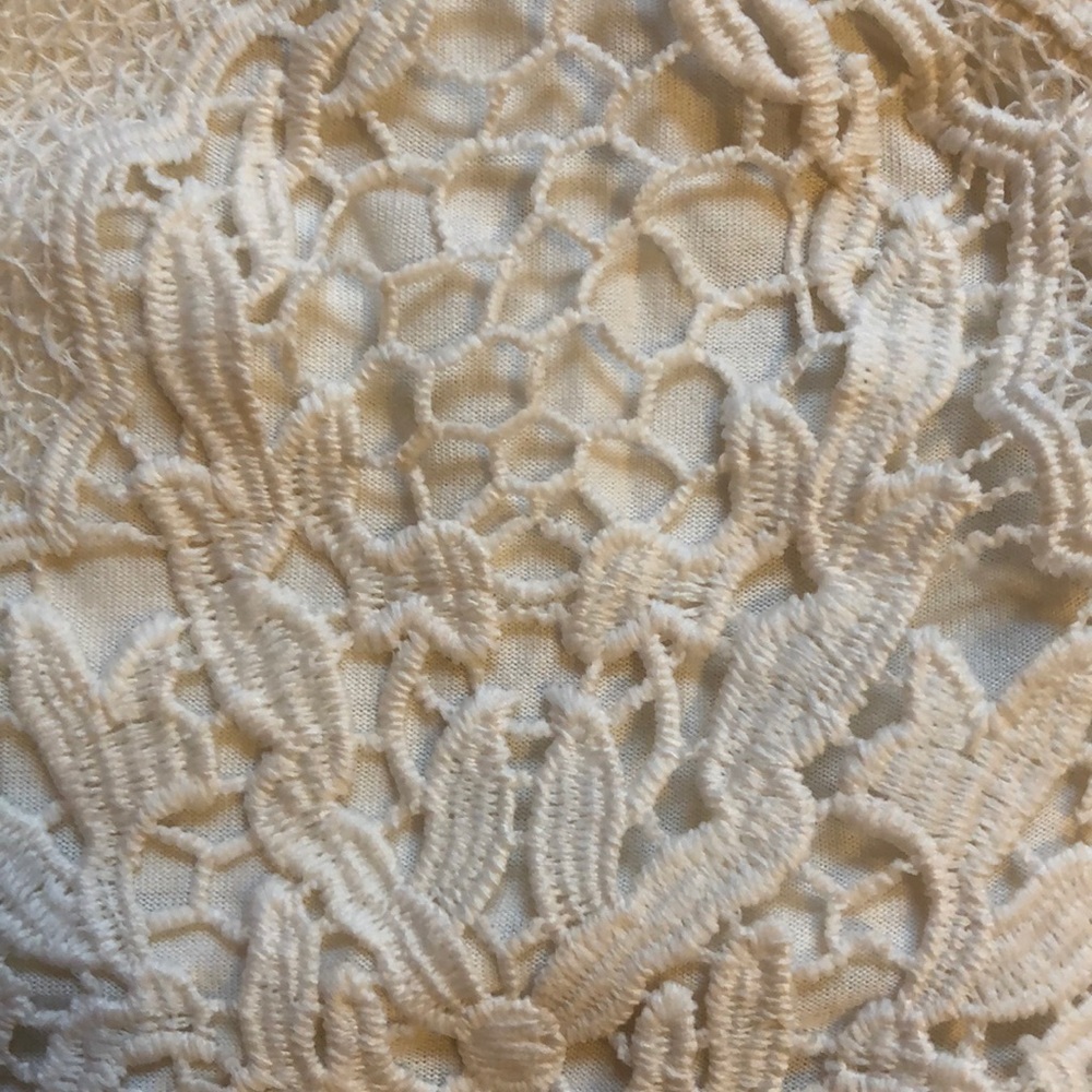 Crocheted tank - Picture 3 of 3